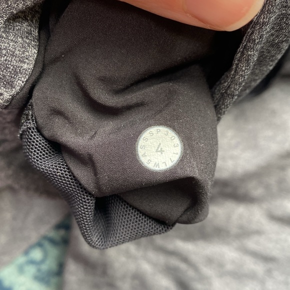 Lululemon On The Fly Pants in full on luxtreme - Picture 3 of 6